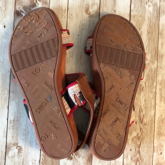 TOMS sandals - Picture 10 of 16